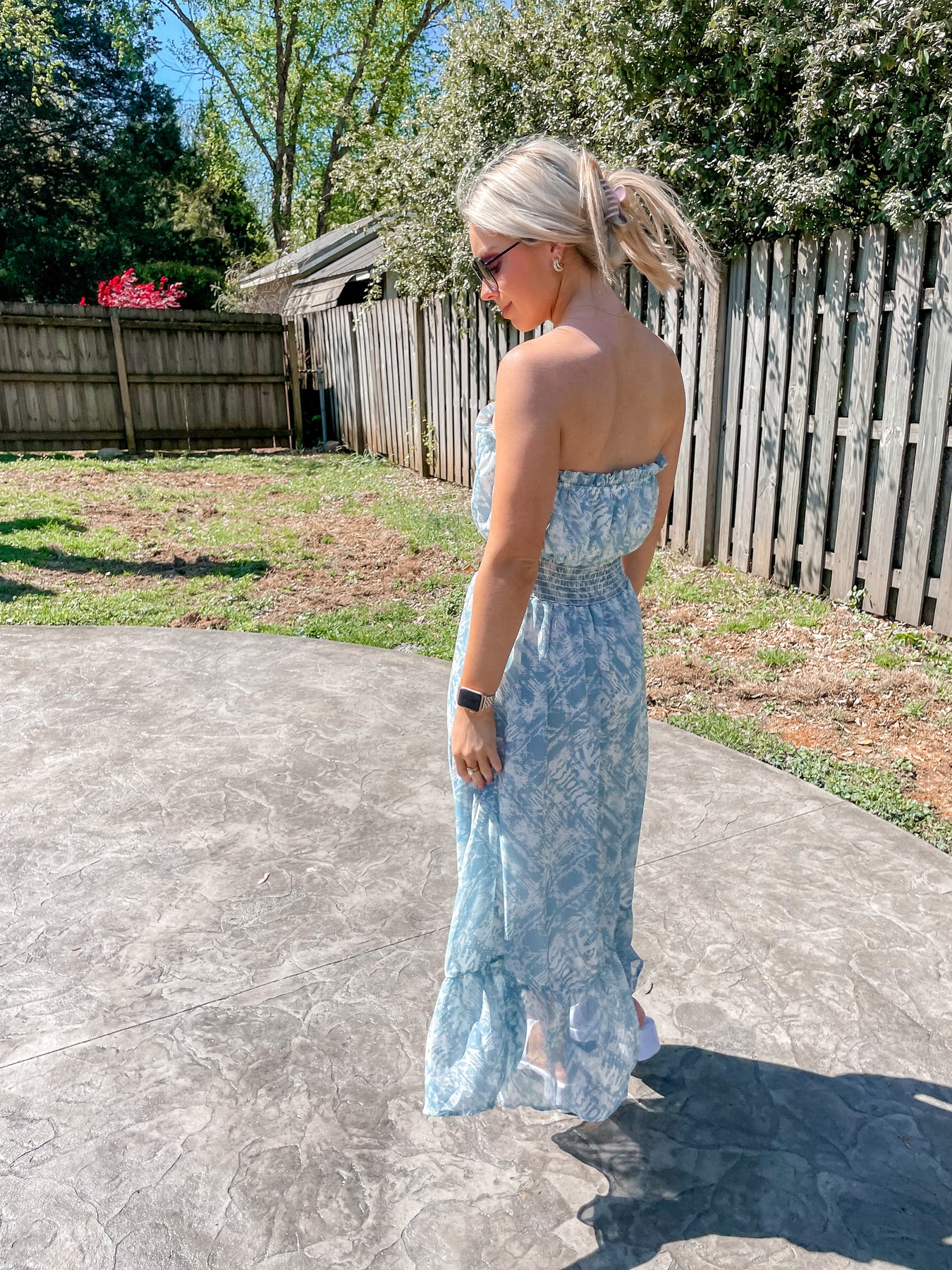 Flowy Midi Dress- Blue MEDIUM Flowy Midi Dress- Blue MEDIUM